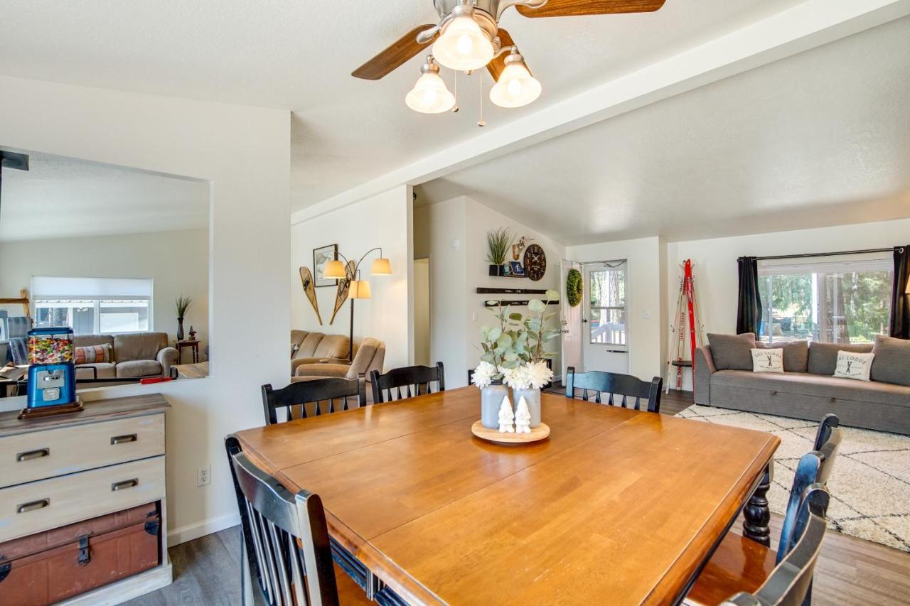 Riverfront Home With Deck, Near Mount Rainier! باكوود المظهر الخارجي الصورة